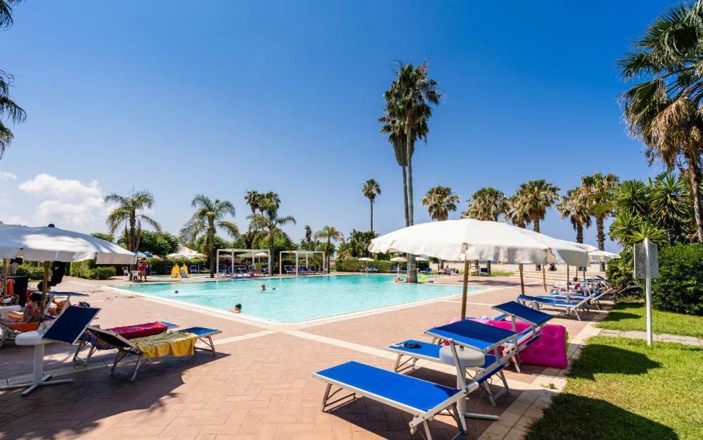 Fruit Village Mortelle Le Dune Beach Resort Екстер'єр фото